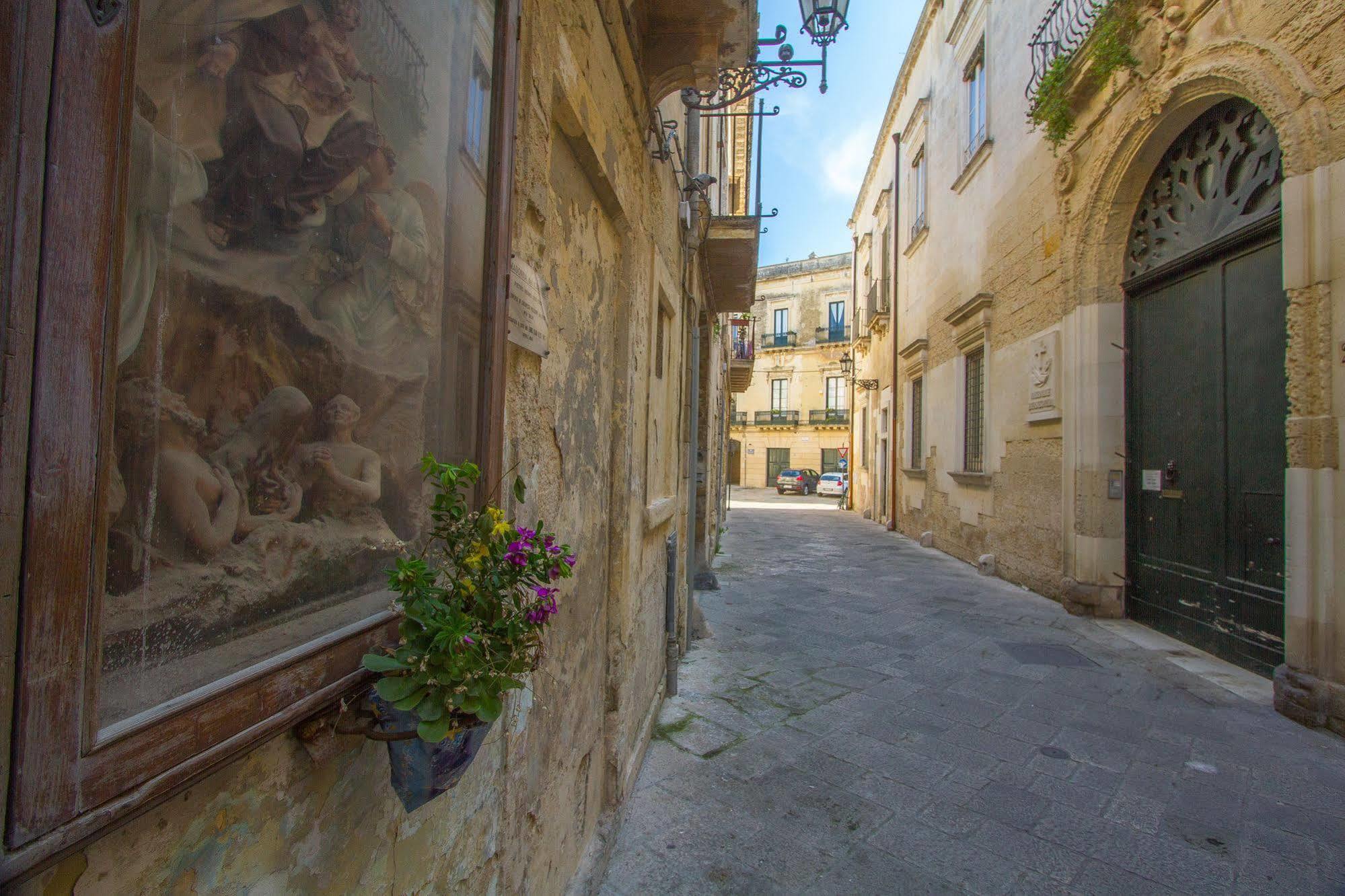 B&B Casa Li Santi Lecce Exterior photo
